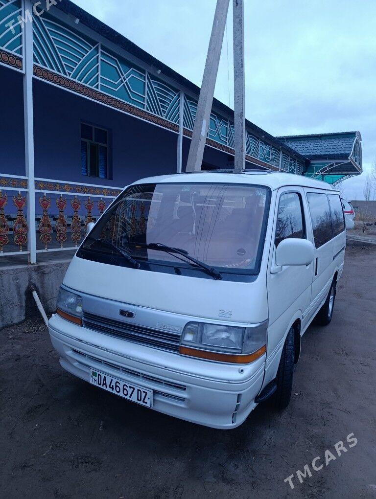 Toyota Hiace 1992 - 130 000 TMT - Гурбансолтан Едже - img 1