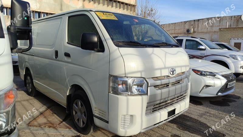 Toyota Hiace 2021 - 441 000 TMT - Мары - img 1