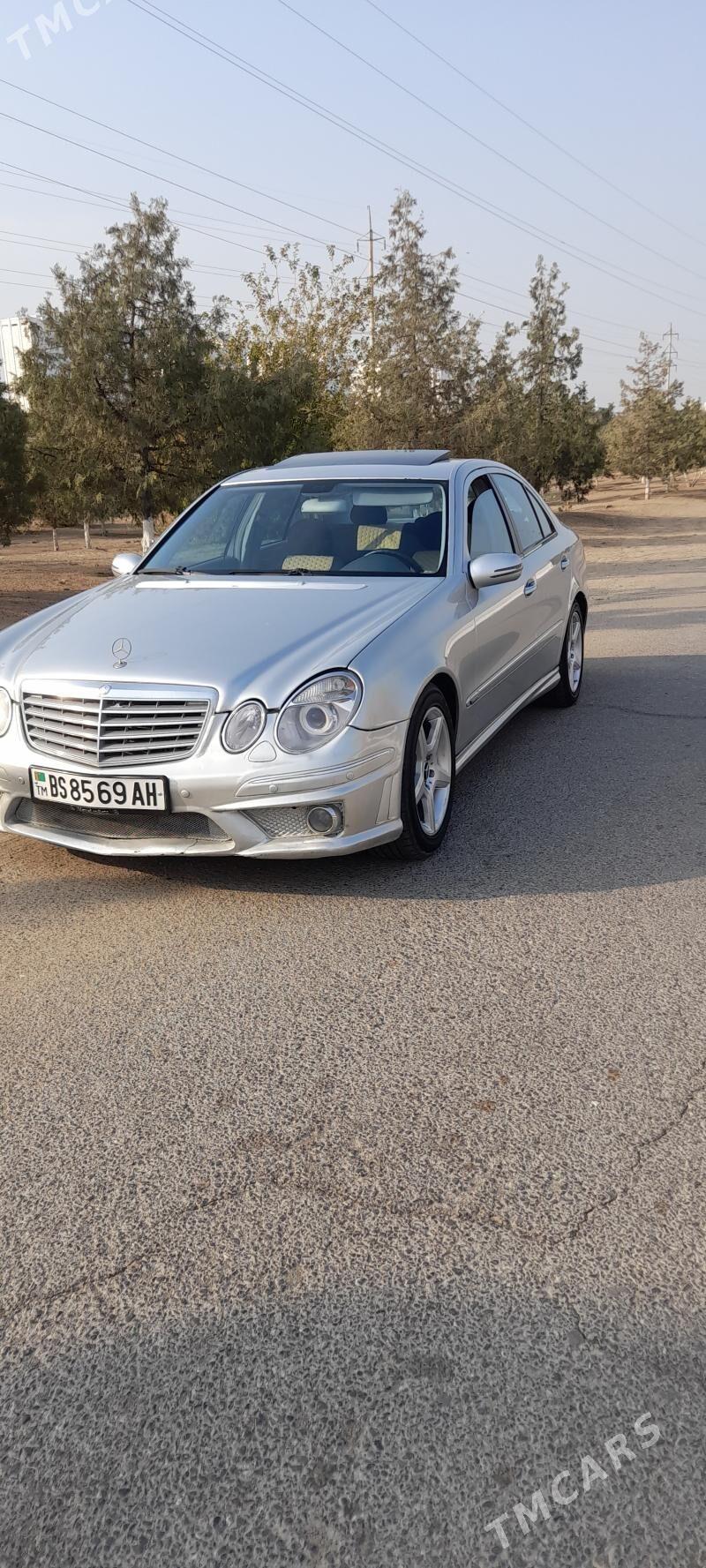 Mercedes-Benz E320 2003 - 140 000 TMT - Bäherden - img 1