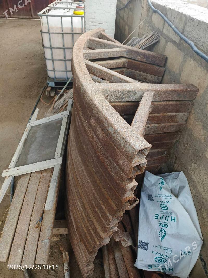 Demir profil - Хазар - img 1