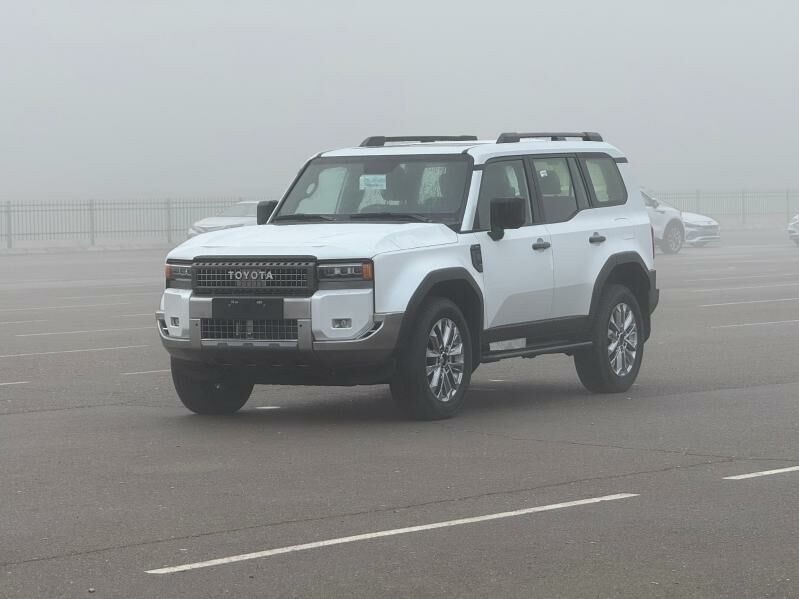 Toyota Land Cruiser Prado 2025 - 1 225 000 TMT - Aşgabat - img 1