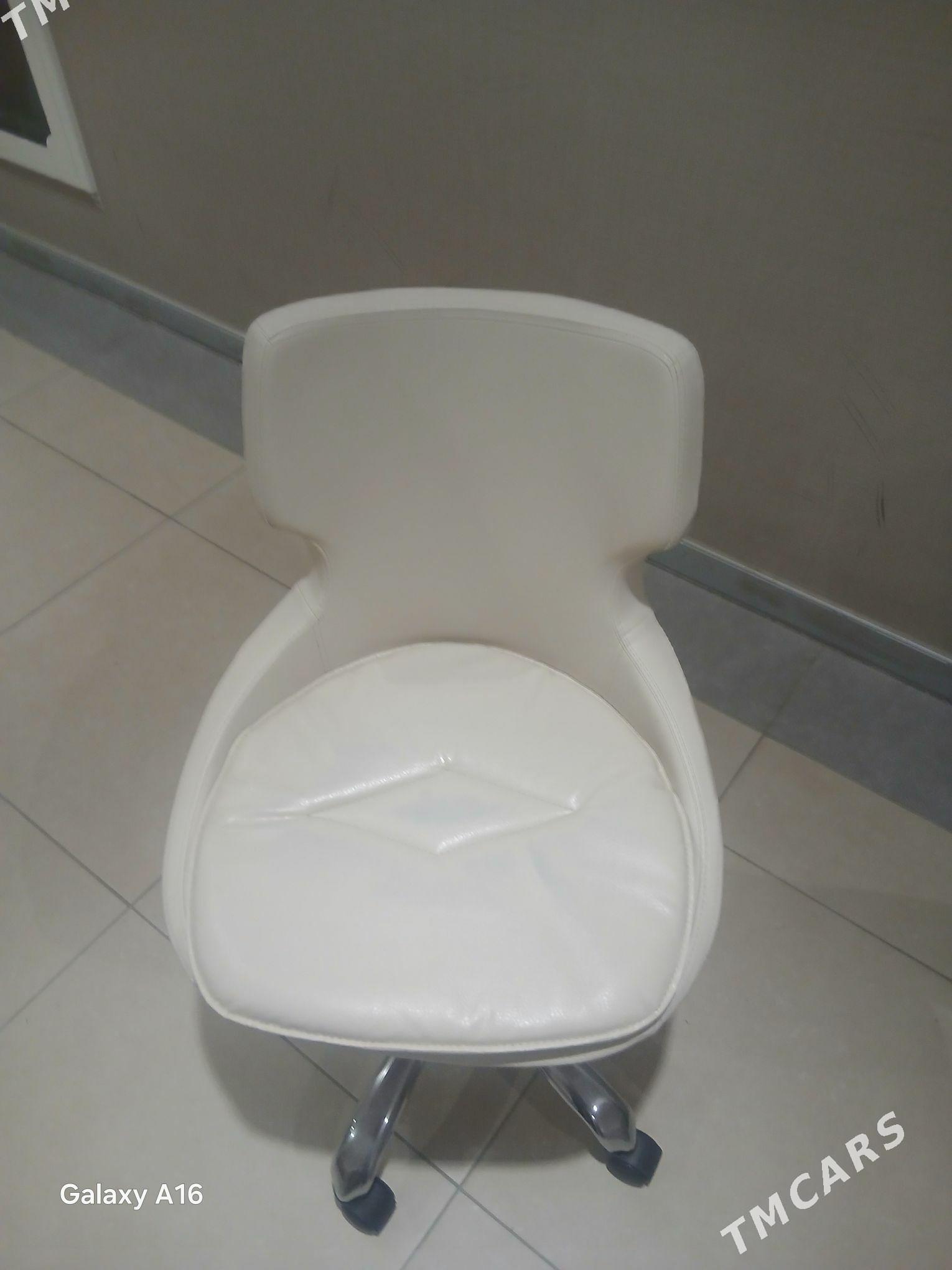 kreslo кресло - Olimpiýa şäherçesi - img 1