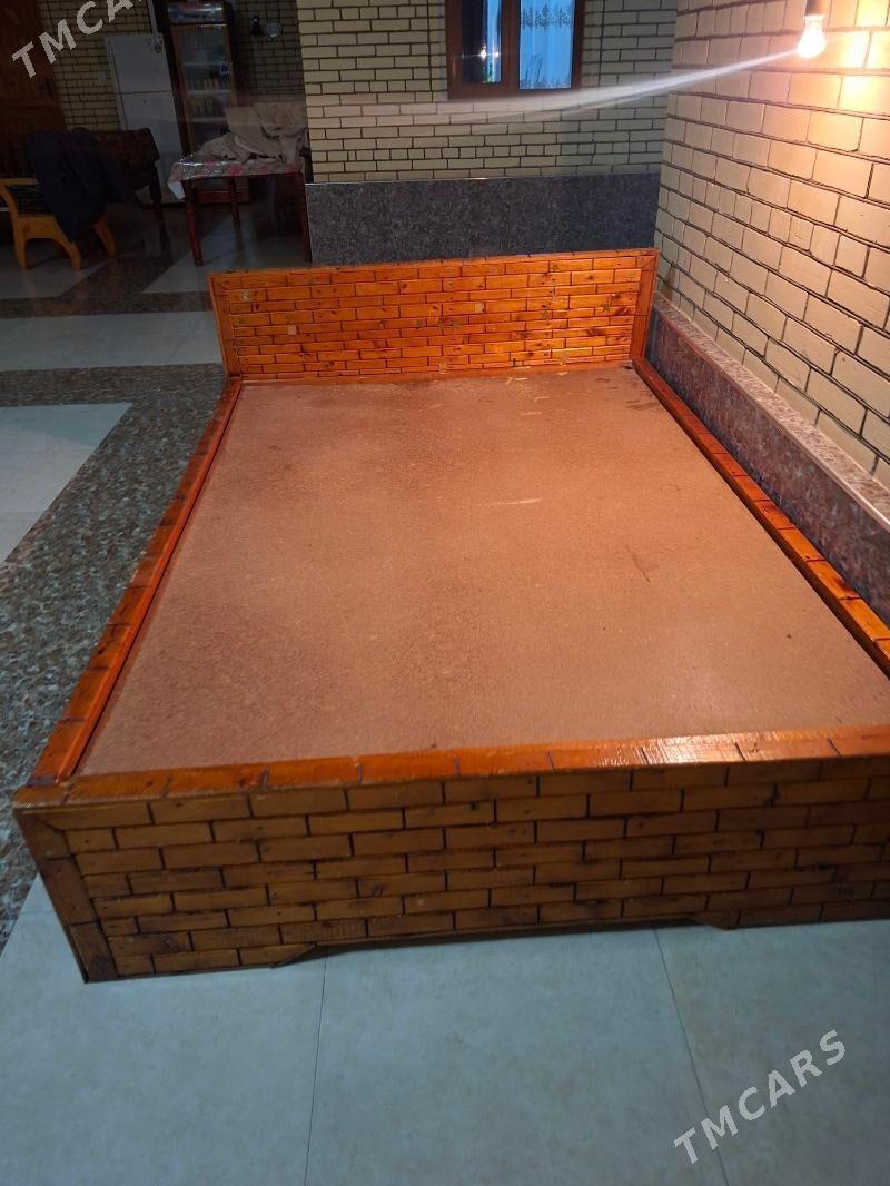 Krowat yatag - Çärjew - img 1