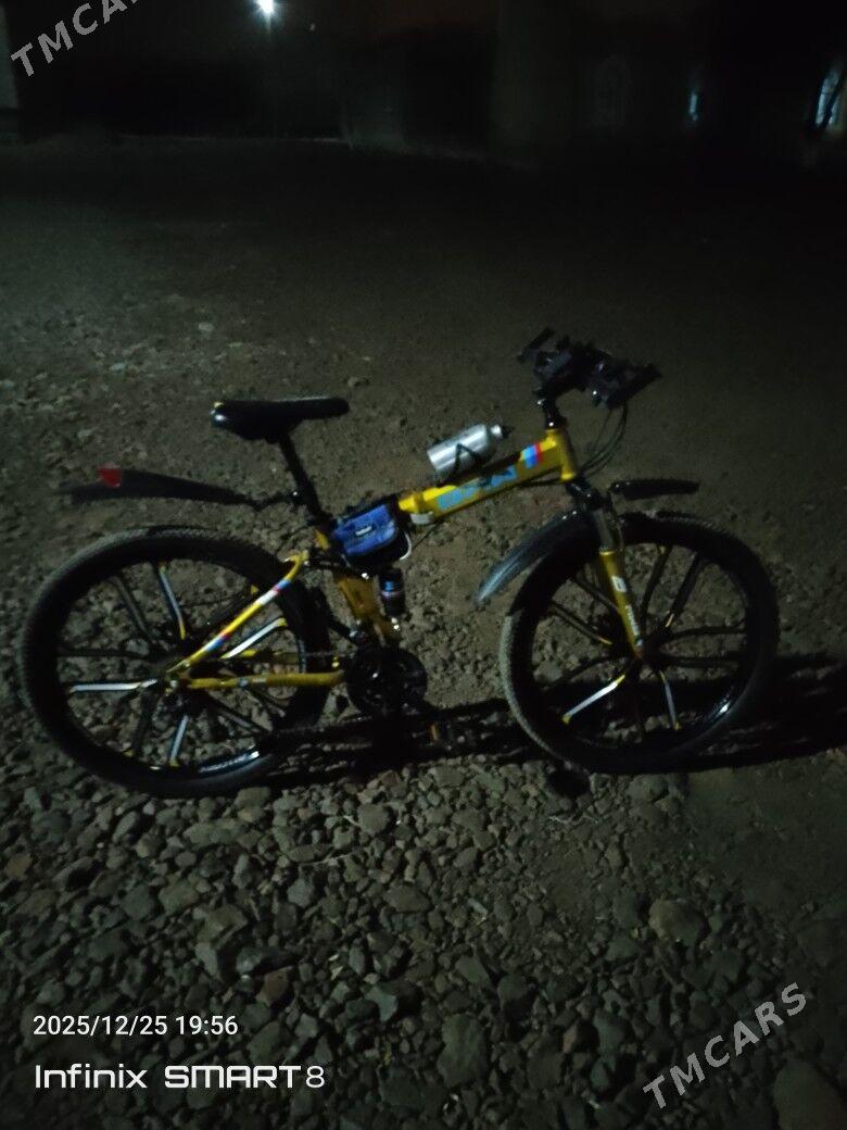 BMW - Гурбансолтан Едже - img 1