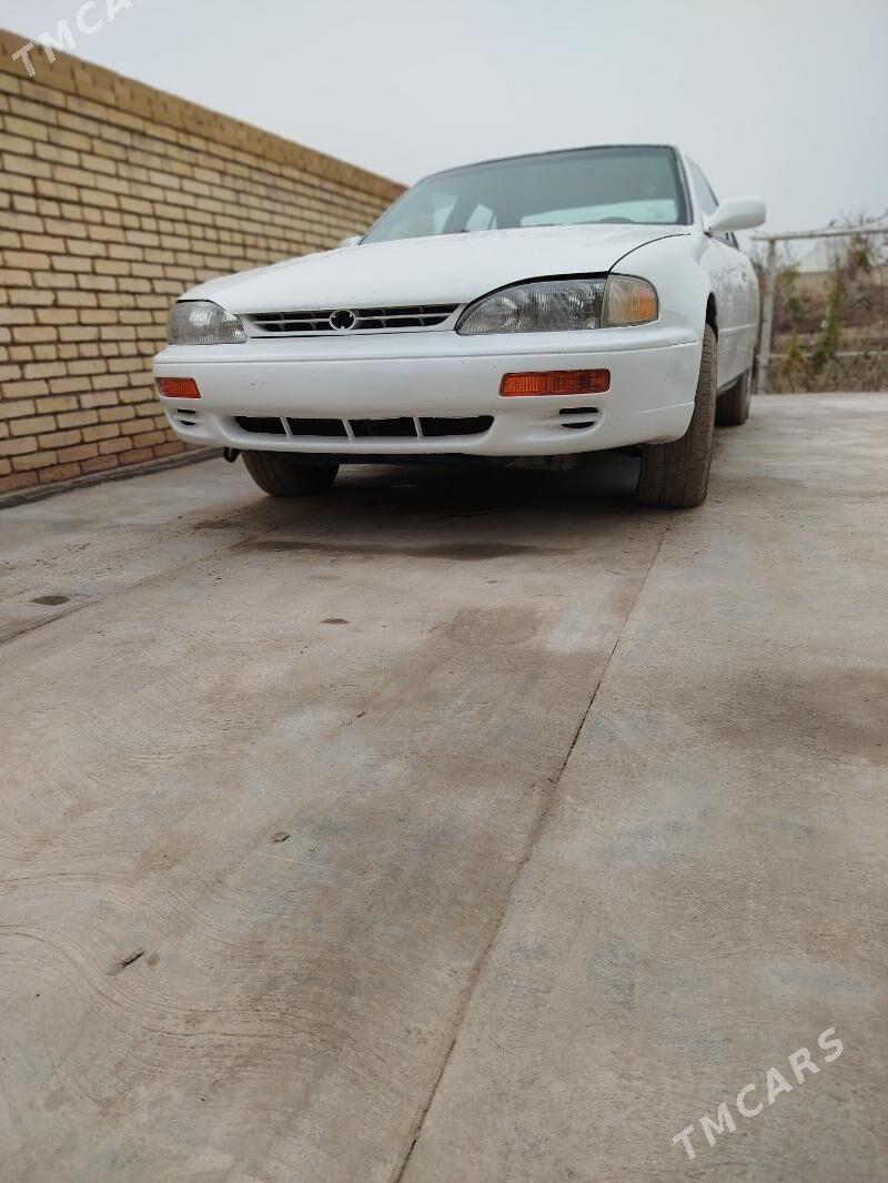 Toyota Camry 1994 - 90 000 TMT - Мургап - img 1