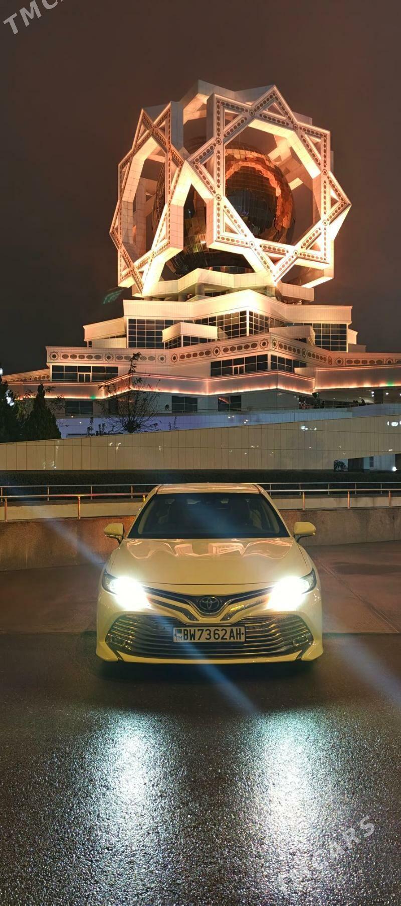 Toyota Camry 2018 - 275 000 TMT - Ашхабад - img 1