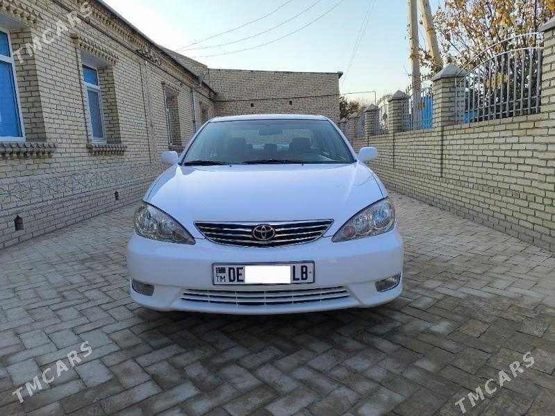 Toyota Camry 2005 - 182 000 TMT - Halaç - img 1