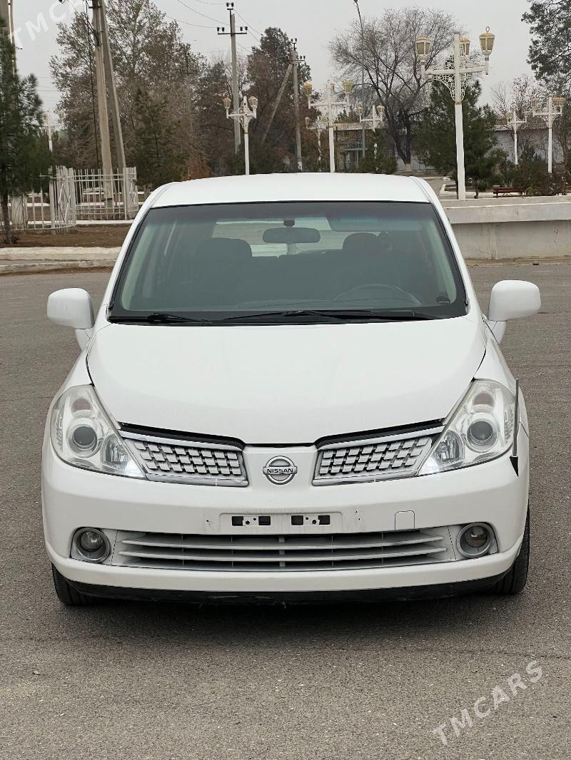 Nissan Versa 2010 - 110 000 TMT - 1 мкр - img 1