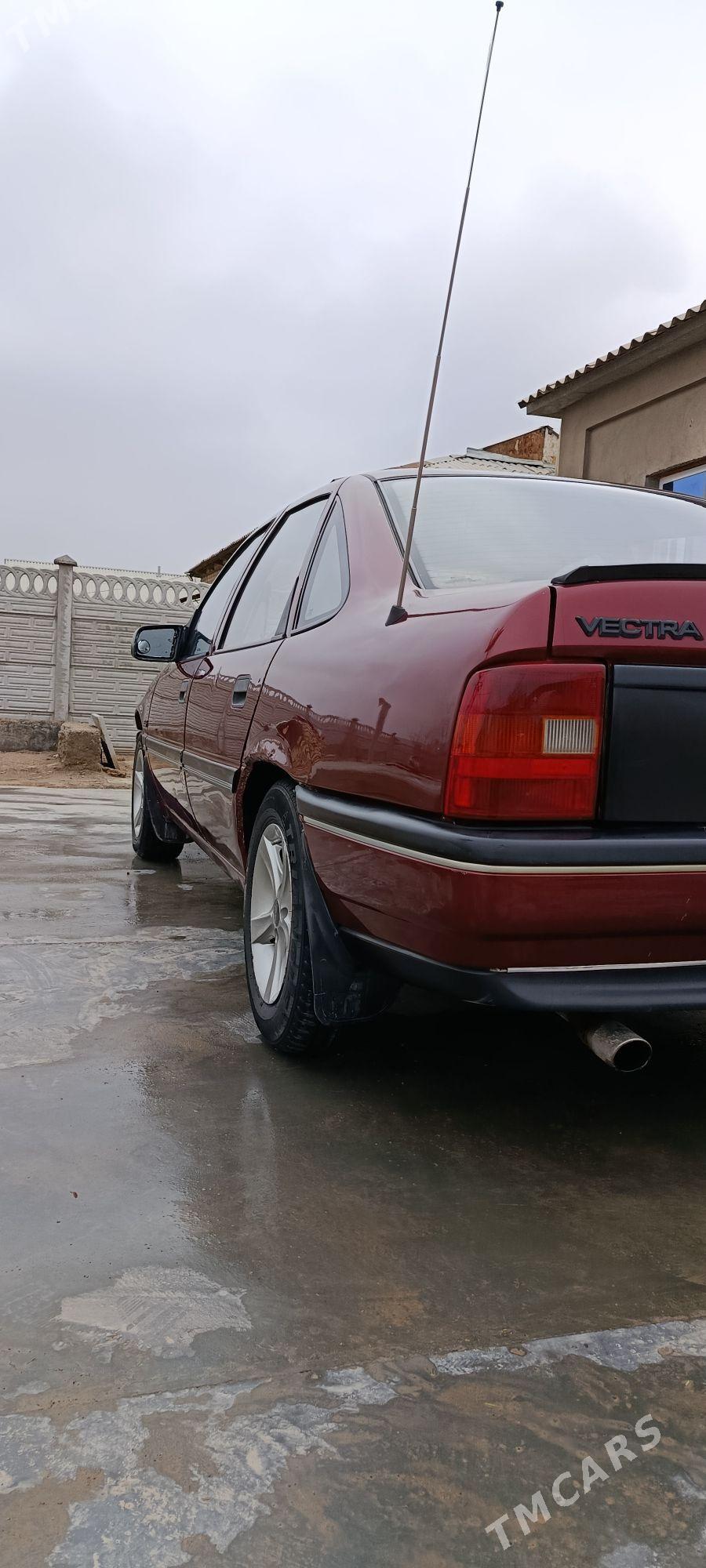 Opel Vectra 1992 - 46 000 TMT - Mary - img 1