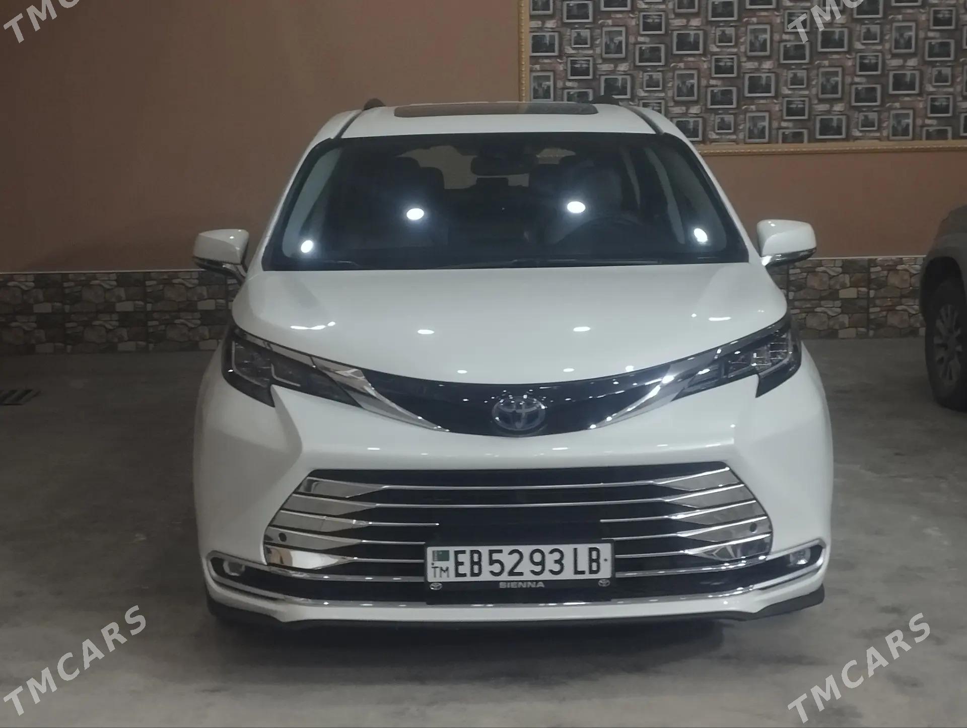 Toyota Sienna 2021 - 535 000 TMT - Türkmenabat - img 1