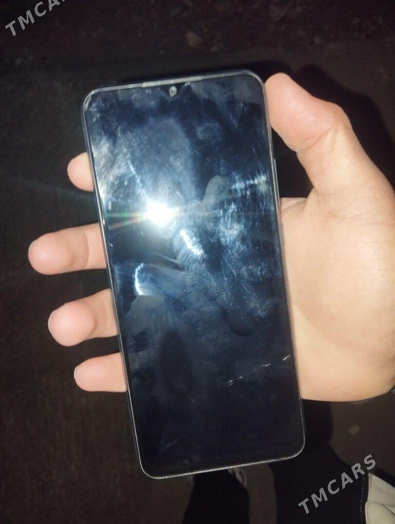 poco c40 - Balkanabat - img 1