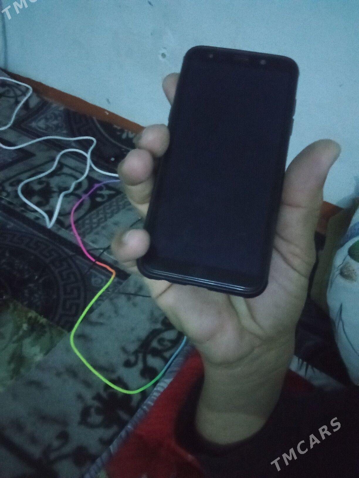 Samsung A6 - Sakarçäge - img 1