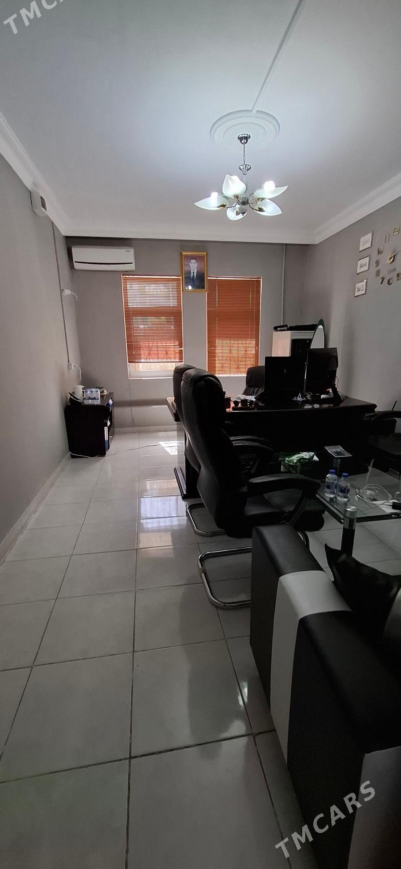 Ofis Arenda - Parahat 2 - img 1