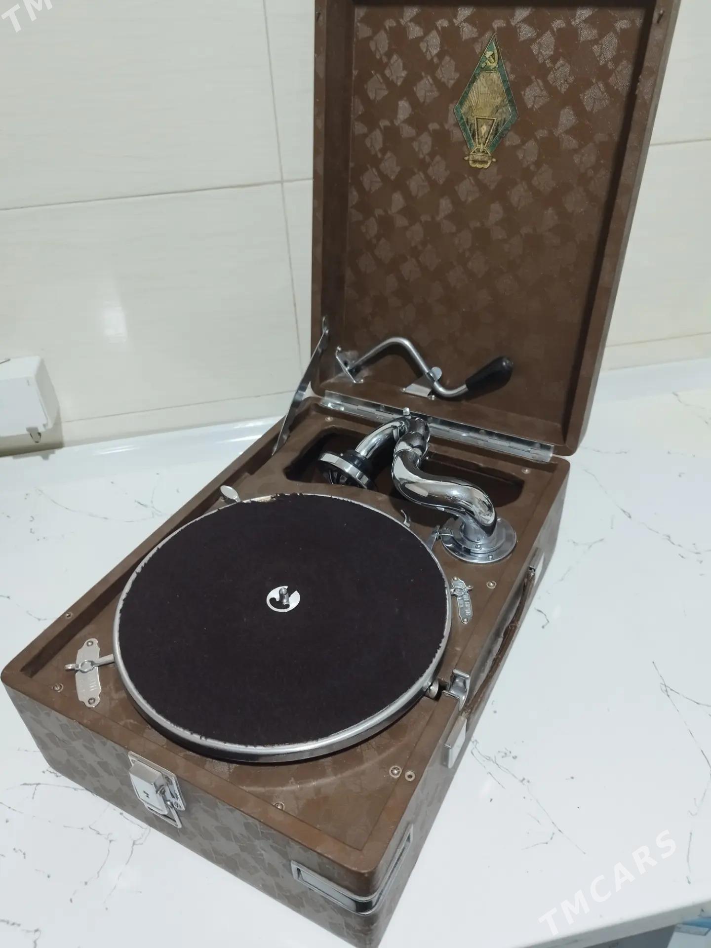 патефон - Ашхабад - img 1