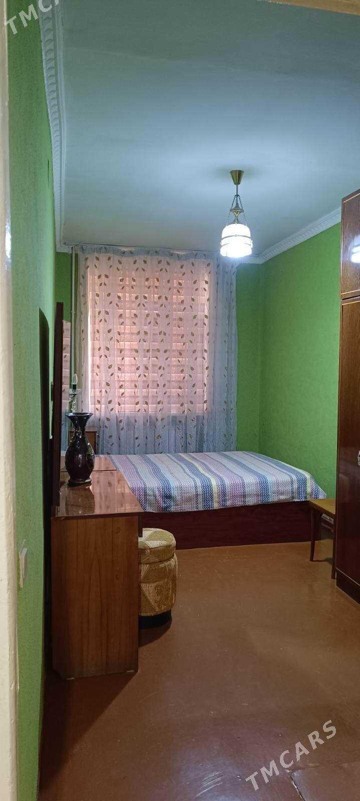 3 мкр 2 ком в 3 ком 1этаж - Ашхабад - img 1