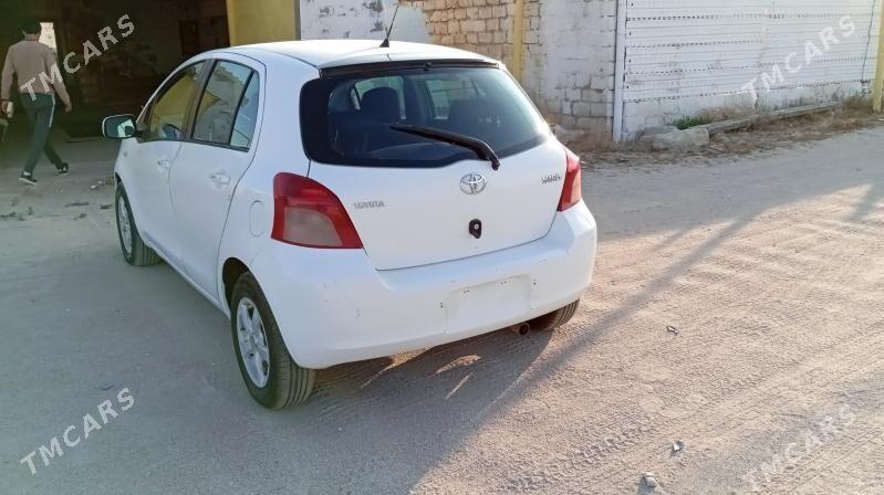 Toyota Yaris 2006 - 92 000 TMT - Карабогаз - img 1