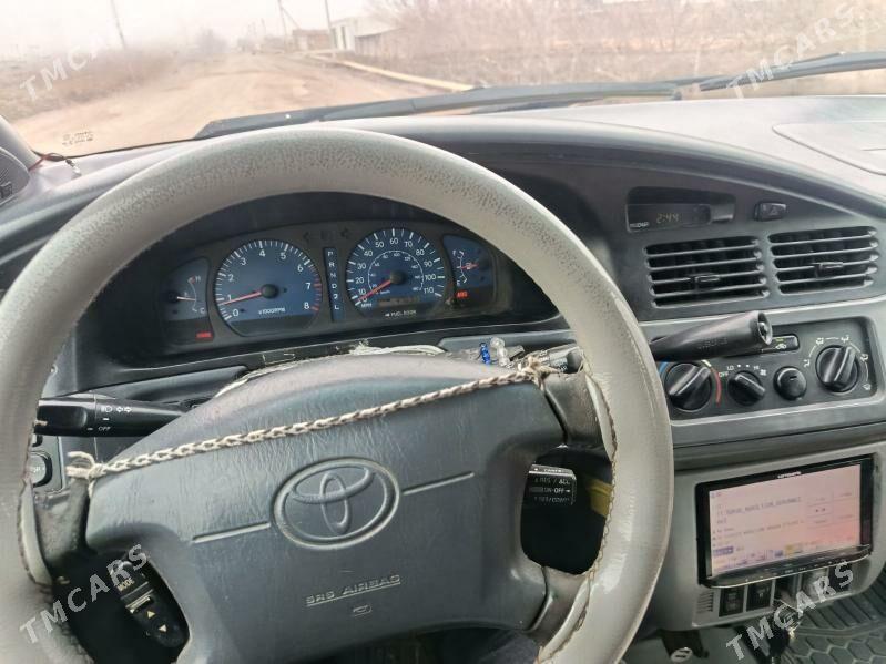 Toyota Sienna 2002 - 170 000 TMT - Tejen - img 1