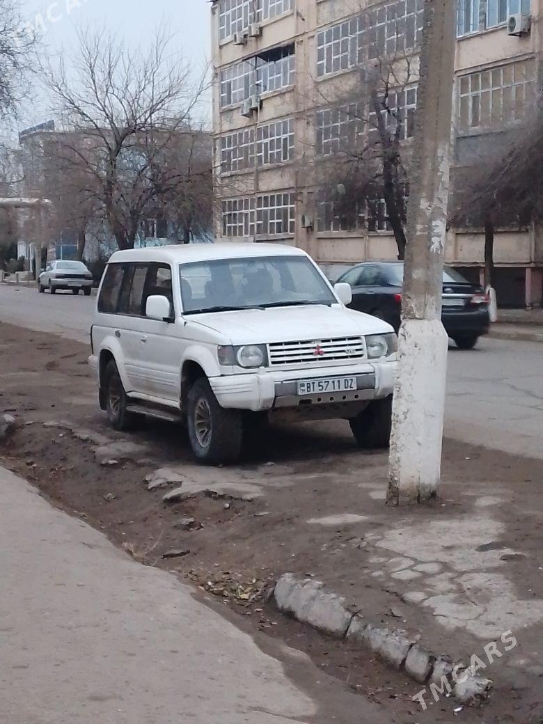 Mitsubishi Pajero 1992 - 70 000 TMT - Дашогуз - img 1