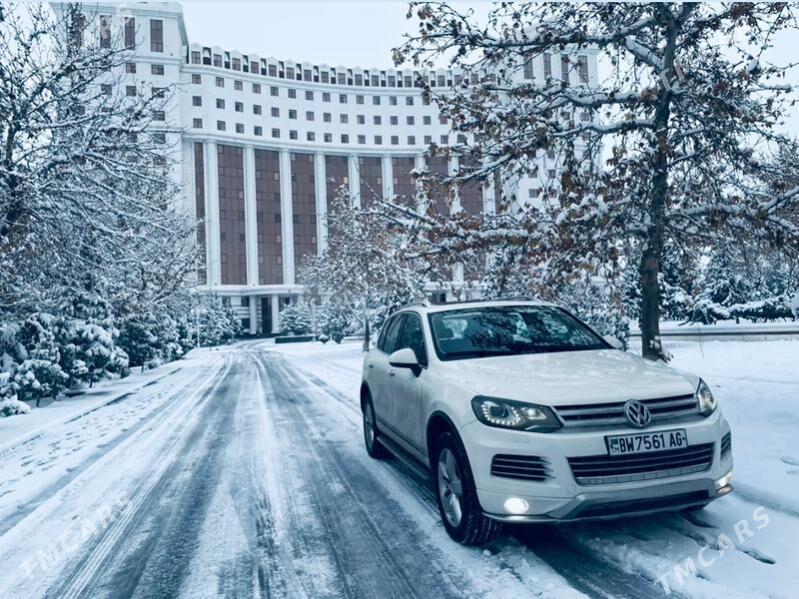 Volkswagen Touareg 2011 - 499 000 TMT - Нефтегаз (ул. Андалиб-Юбилейная) - img 1