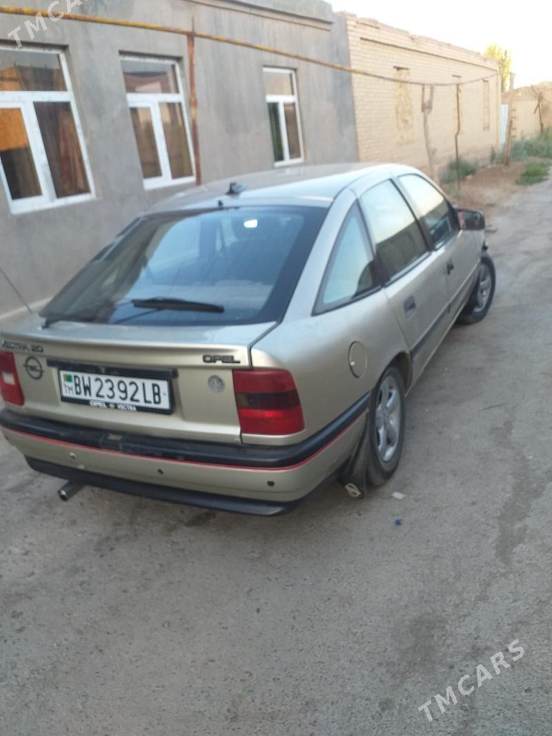 Opel Vectra 1989 - 30 000 TMT - Çärjew - img 1