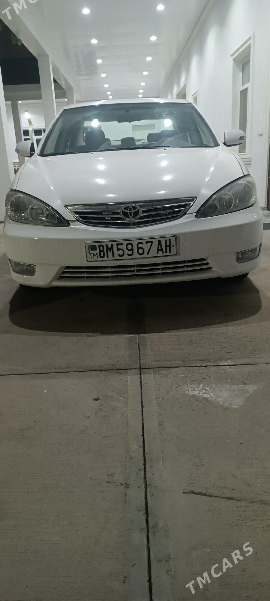 Toyota Camry 2005 - 145 000 TMT - Мир 2 - img 1