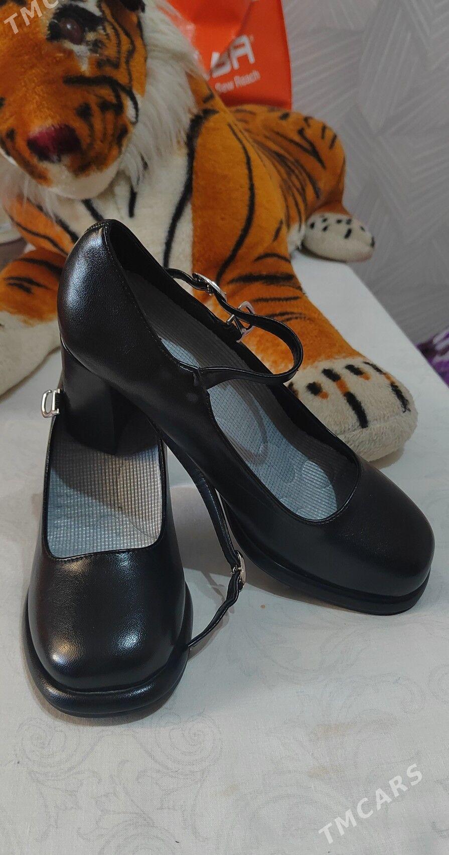 Женская обувь - 3 мкр - img 1