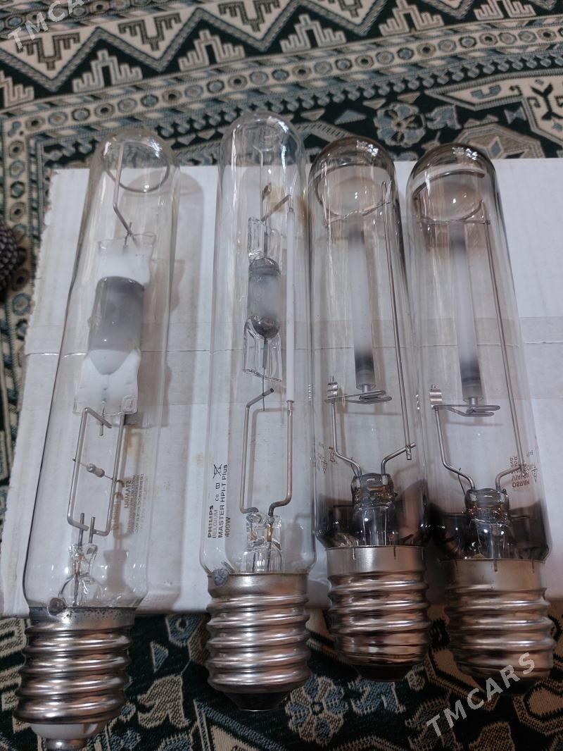 Uly oatron lampa - Кëши - img 1