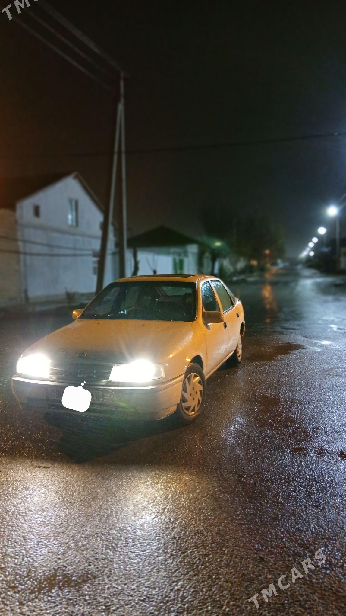 Opel Vectra 1992 - 28 000 TMT - Бедев - img 1