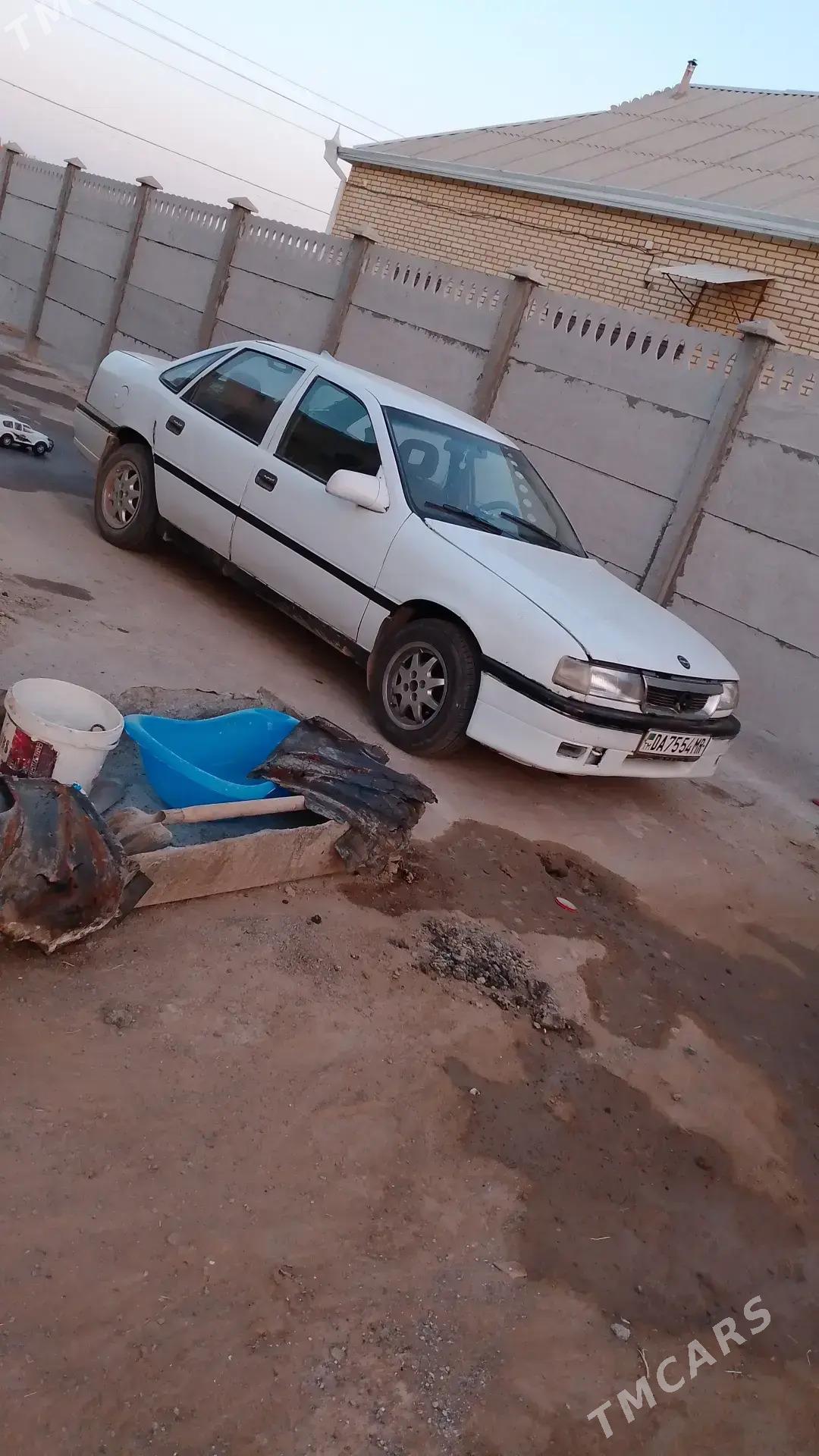 Opel Vectra 1992 - 30 000 TMT - Sakarçäge - img 1