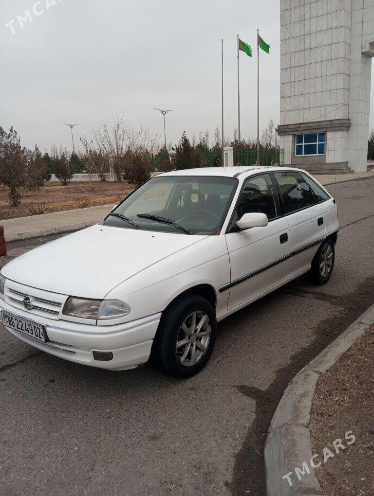 Opel Astra 1993 - 60 000 TMT - Шабатский этрап - img 1