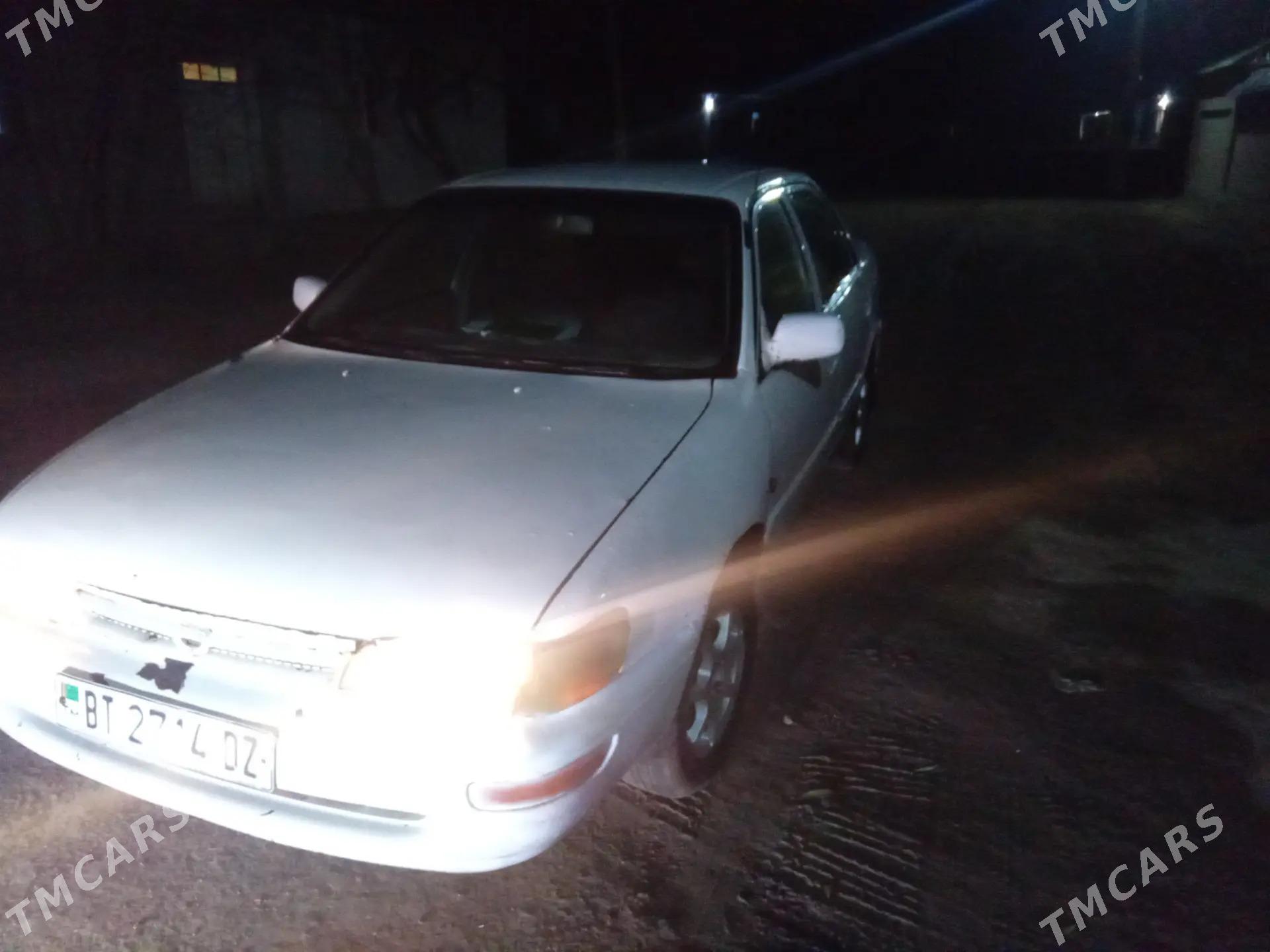 Toyota Corolla 1998 - 36 000 TMT - Гурбансолтан Едже - img 1