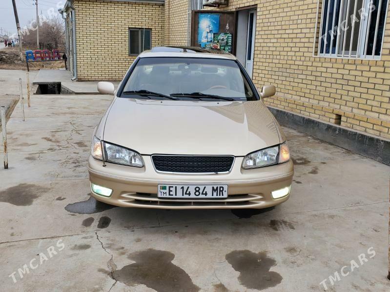 Toyota Camry 2000 - 220 000 TMT - Мары - img 1