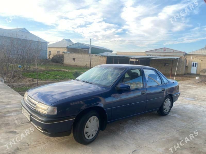 Opel Vectra 1991 - 28 000 TMT - Murgap - img 1