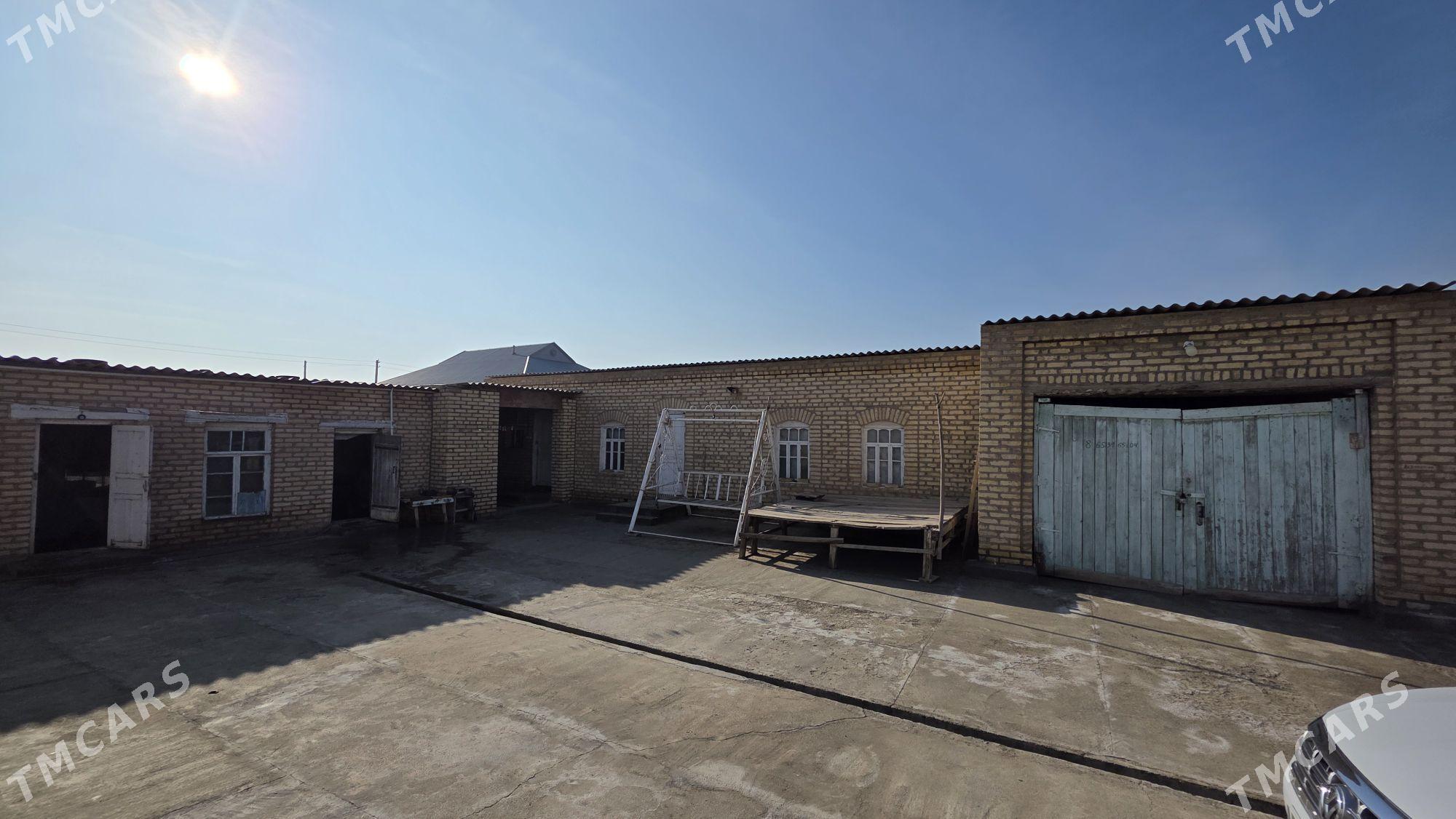 "Mawy Emlak". Perreñ wremyanka - Мары - img 1