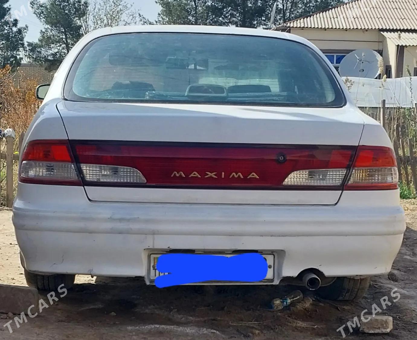 Nissan Maxima 1996 - 56 000 TMT - Мары - img 1