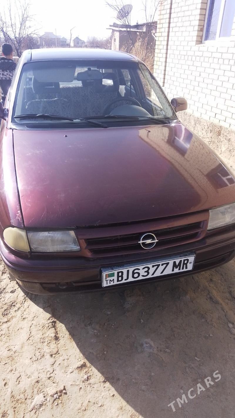 Opel Astra 1991 - 30 000 TMT - Мургап - img 1