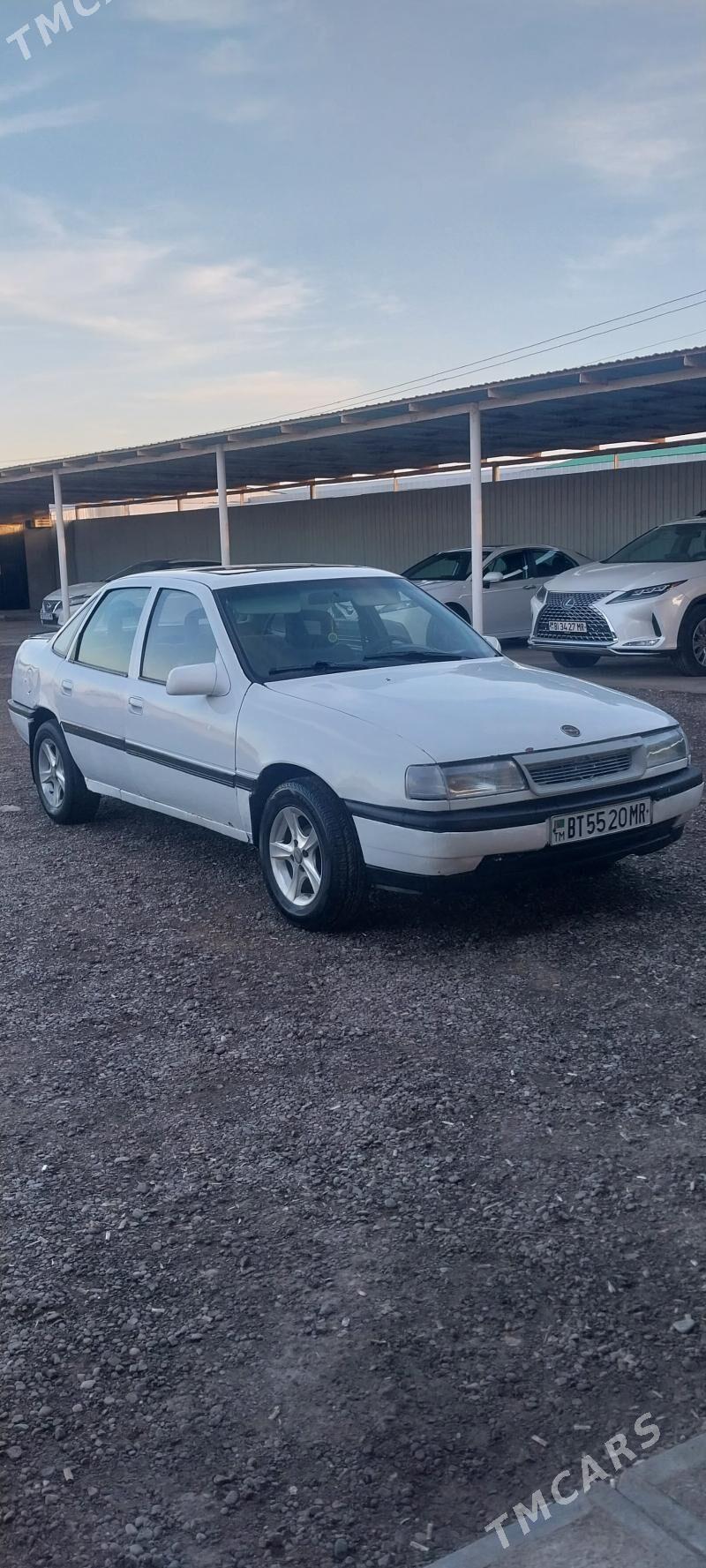 Opel Vectra 1992 - 25 000 TMT - Mary - img 1