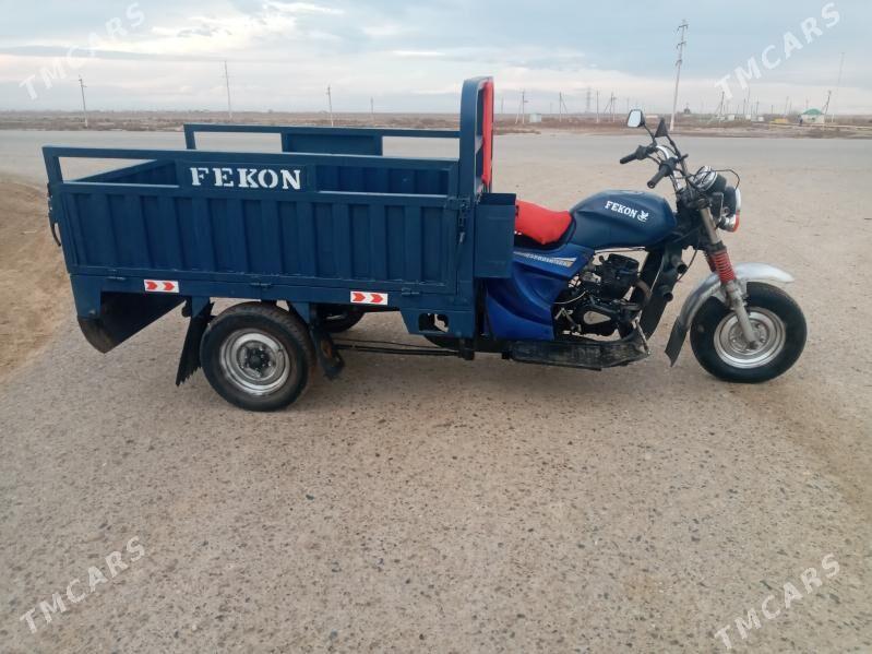 Fekon FK200-14G 2015 - 18 000 TMT - Бабадайхан - img 1