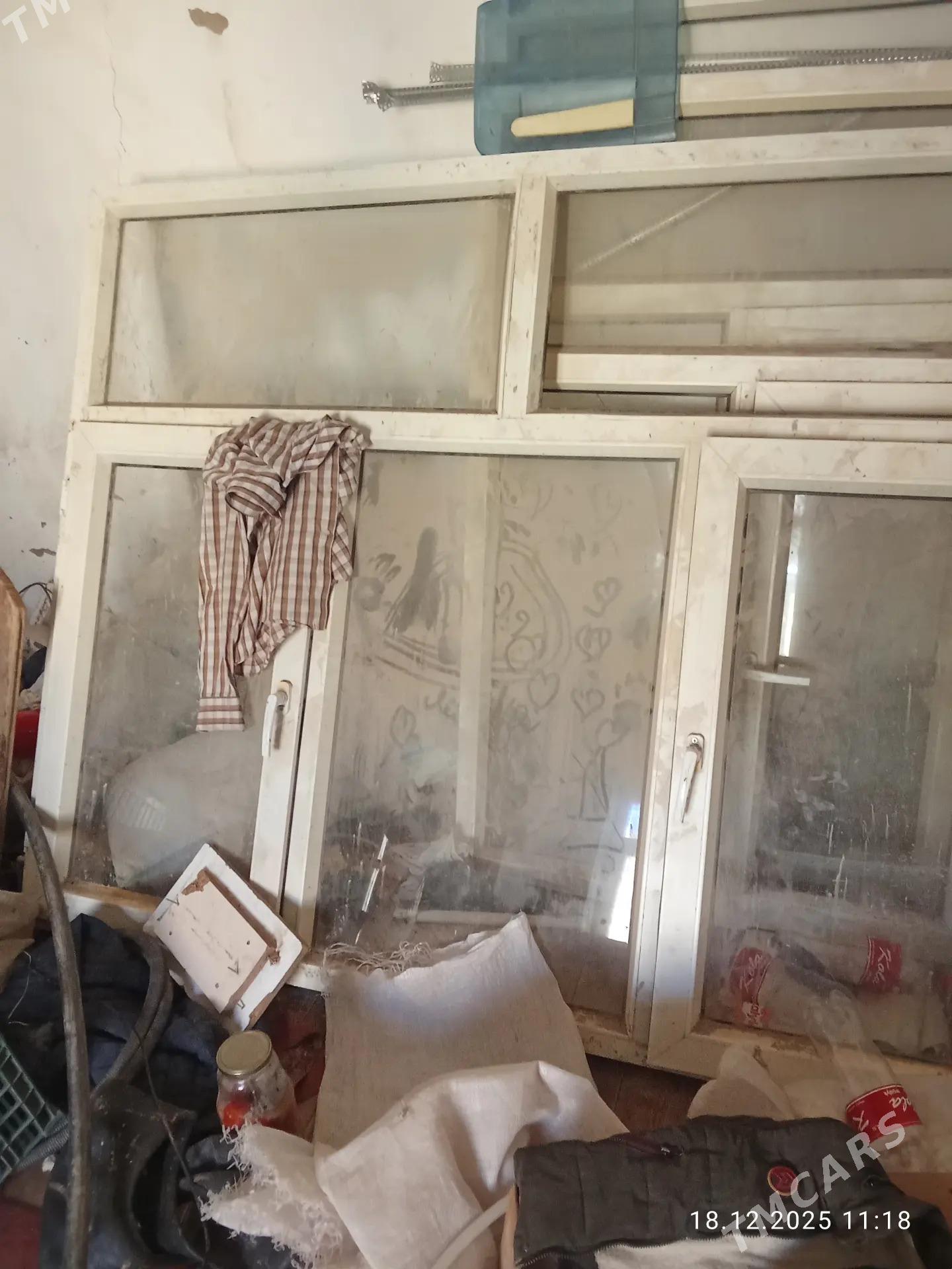 plastik ayna - Gurbansoltan Eje - img 1