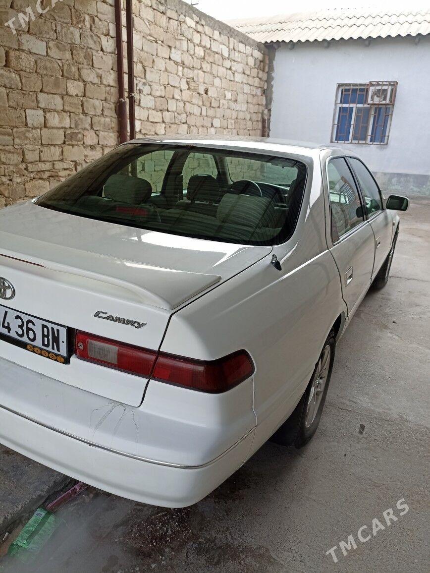 Toyota Camry 1998 - 110 000 TMT - Gyzylarbat - img 1