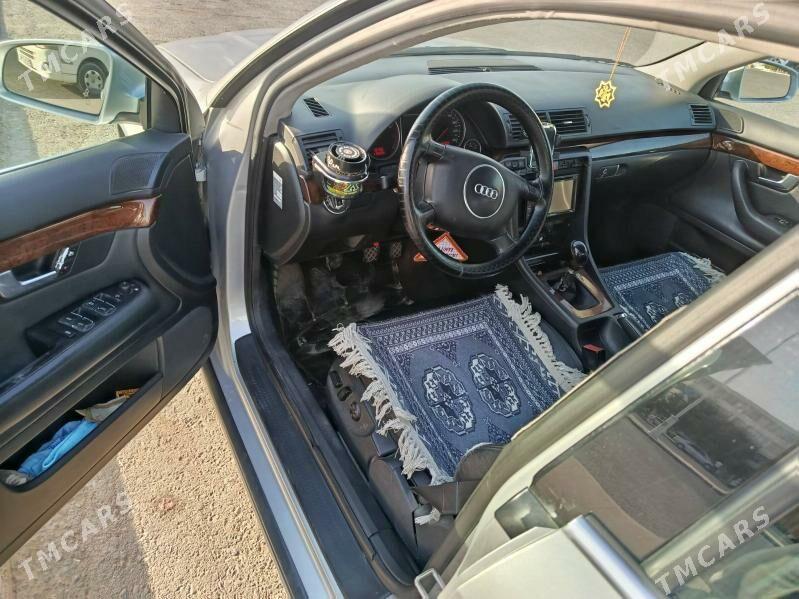 Audi A4 2003 - 60 000 TMT - Мары - img 1
