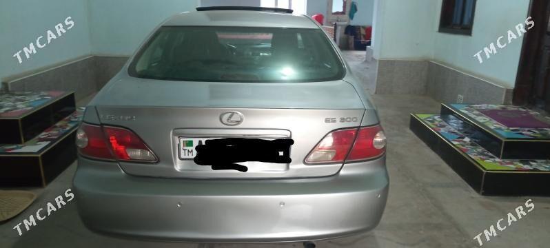 Lexus ES 300 2002 - 165 000 TMT - Дянев - img 1
