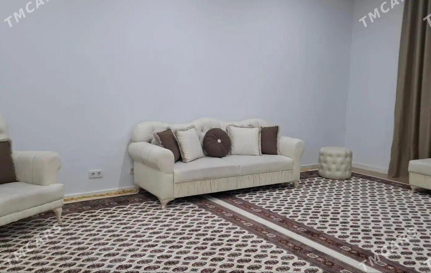 OLIMPIYSKI - Olimpiýa şäherçesi - img 1