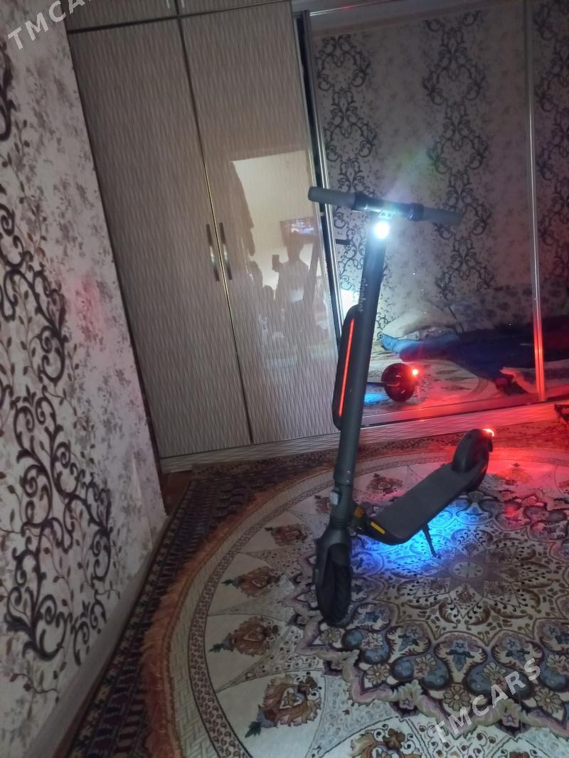 elektroskuter - Чоганлы - img 1