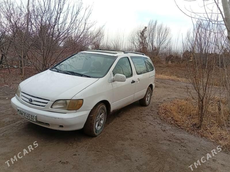 Toyota Sienna 1998 - 130 000 TMT - Köneürgenç - img 1