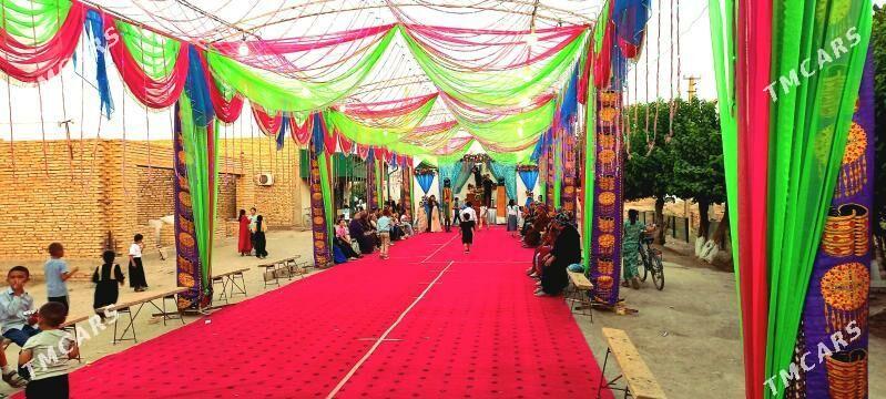 Sahna wisga bezeg toy - Халач - img 1