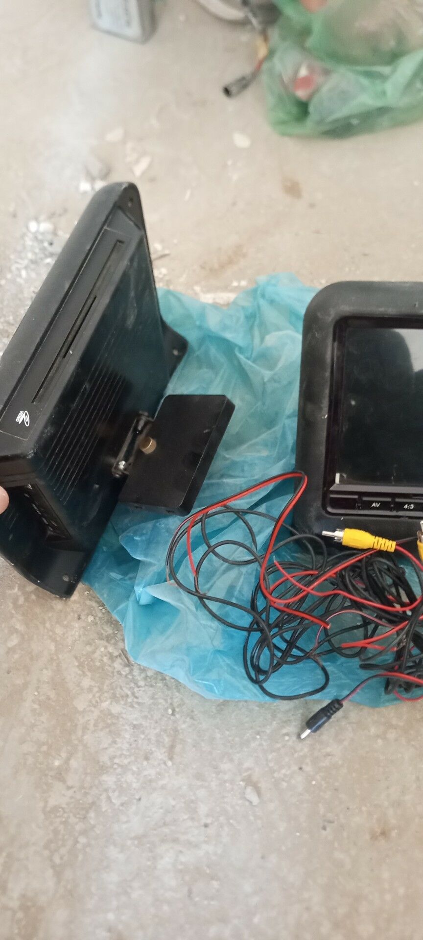 телевизоры от пикапа 600 TMT - Hazar - img 1