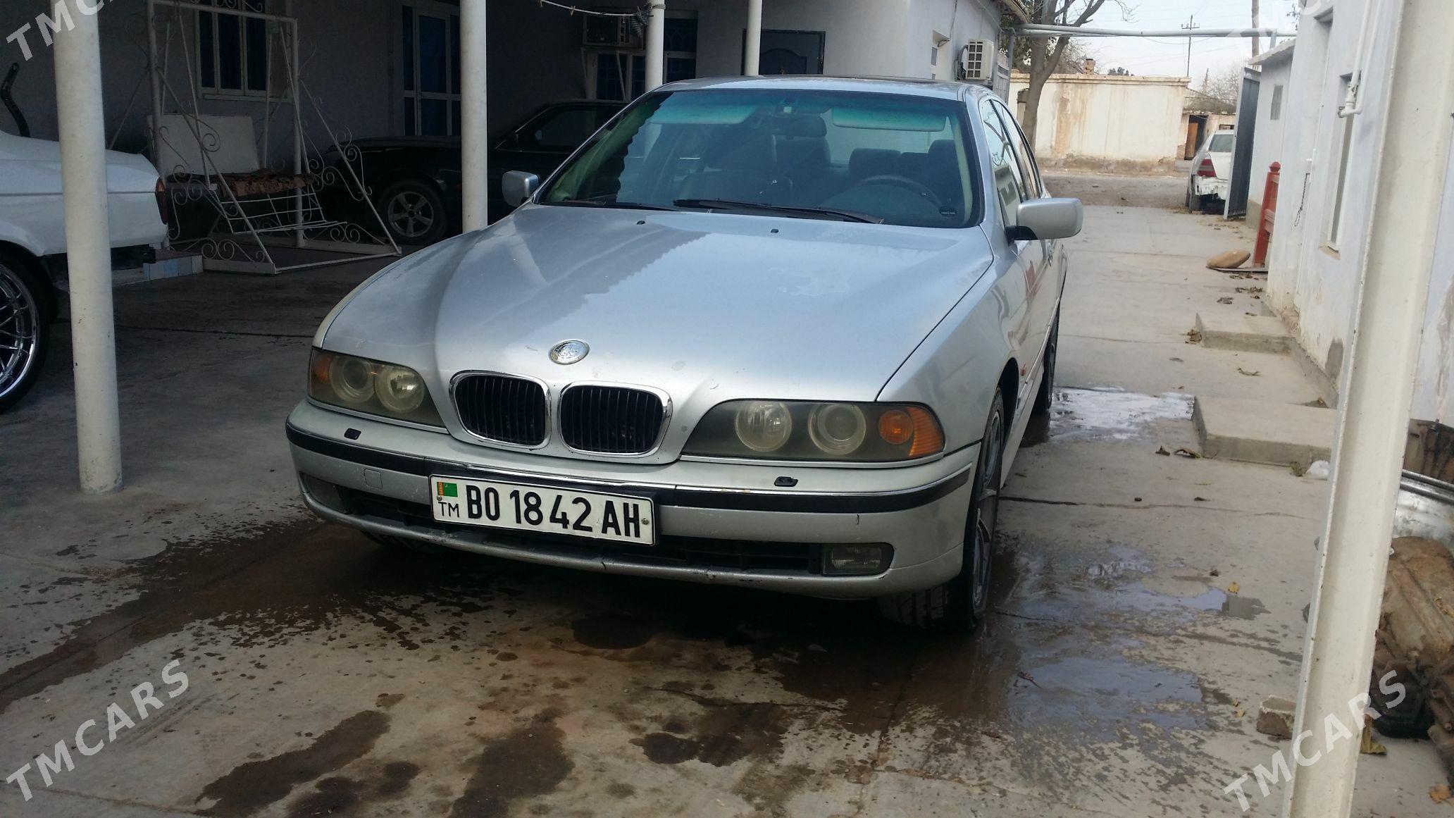 BMW 528 1999 - 85 000 TMT - Tejen - img 1