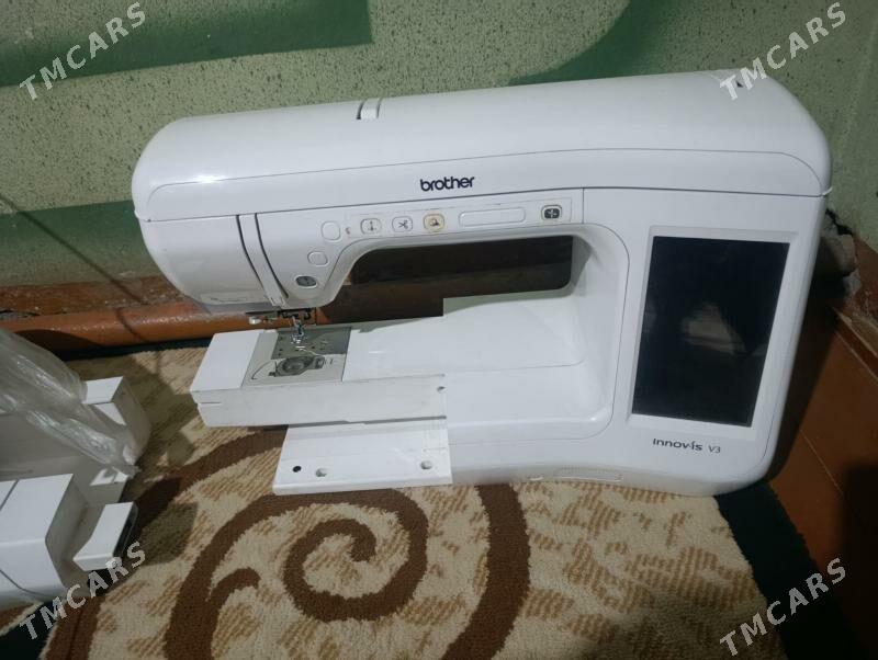 Brother V3 innovis - Сакарчага - img 1