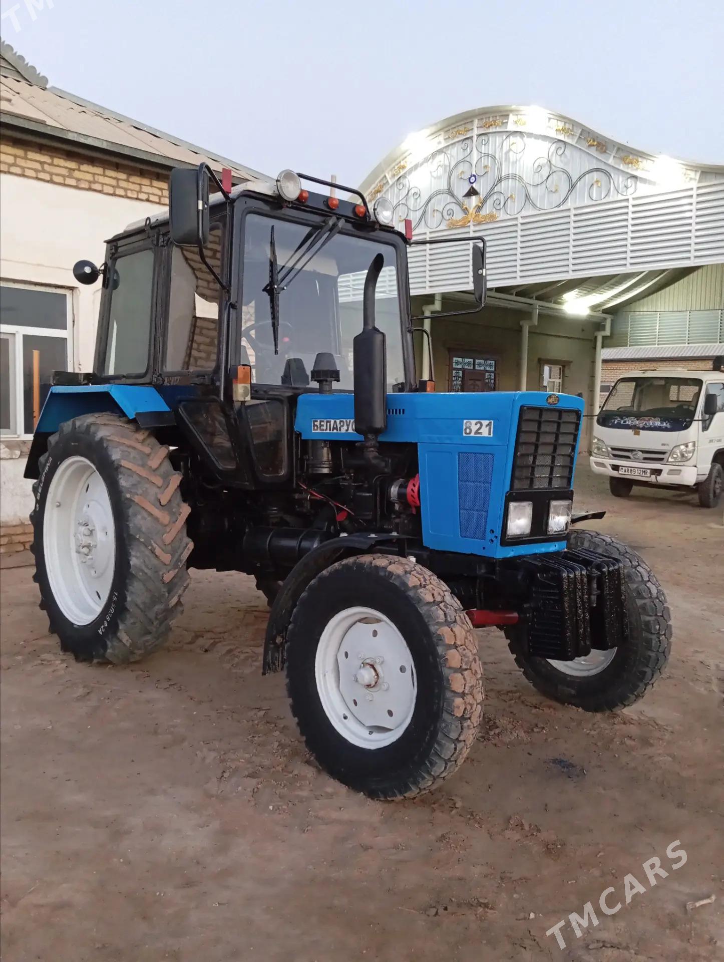 Belarus 320 2000 - 110 000 TMT - Sakarçäge - img 1